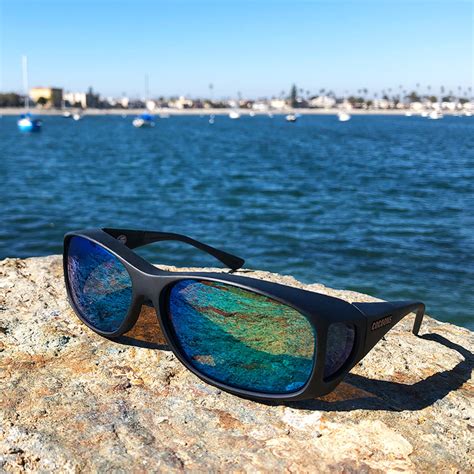 Cocoons Original Polarised Fitover Sunglasses.